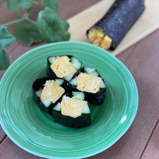 玉子焼きの海苔巻き